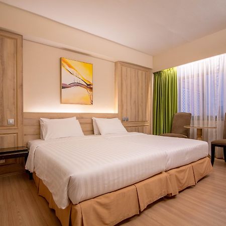 The Residence Rajtaevee Hotel Bangkok Exterior foto