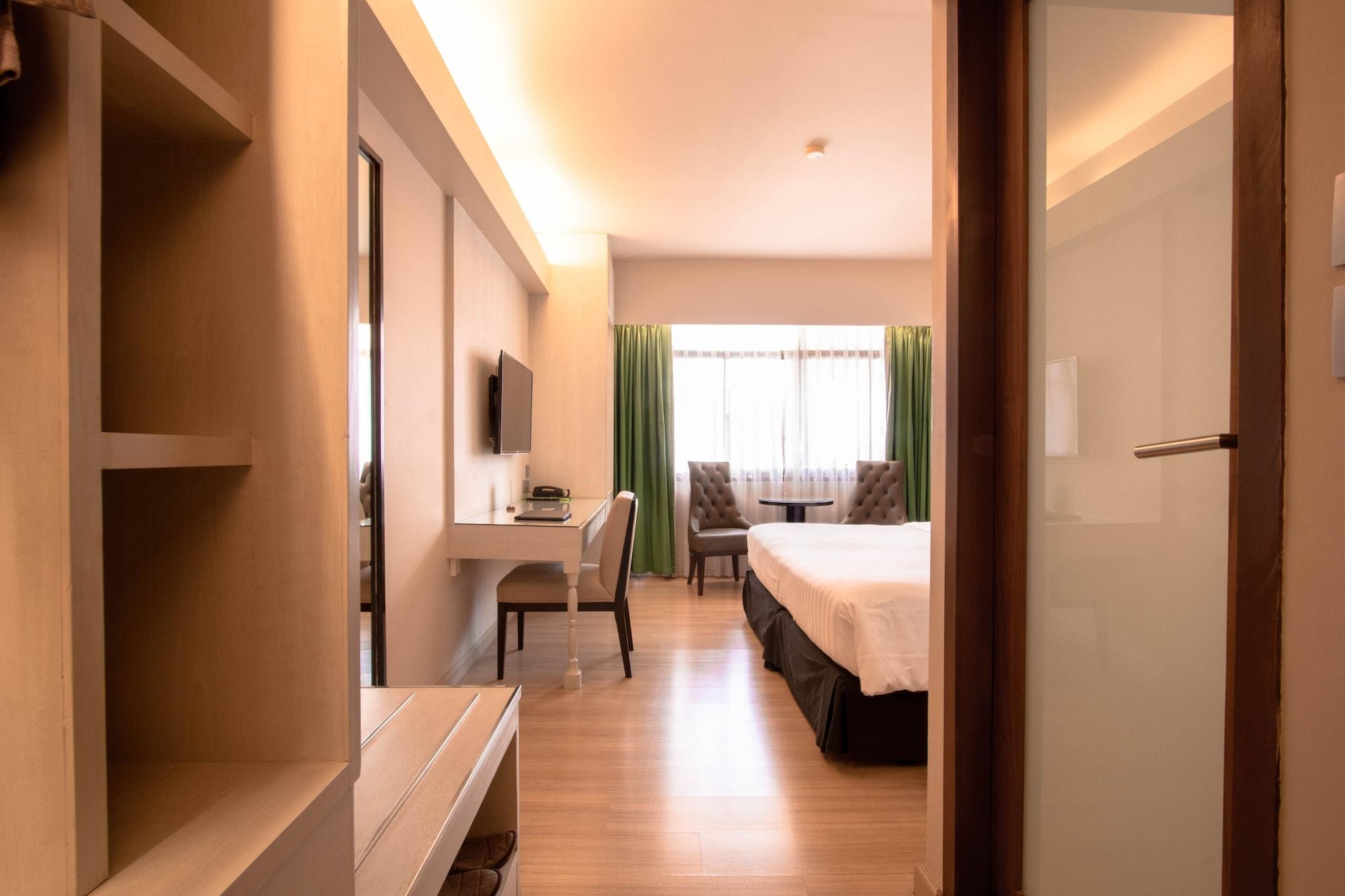 The Residence Rajtaevee Hotel Bangkok Exterior foto